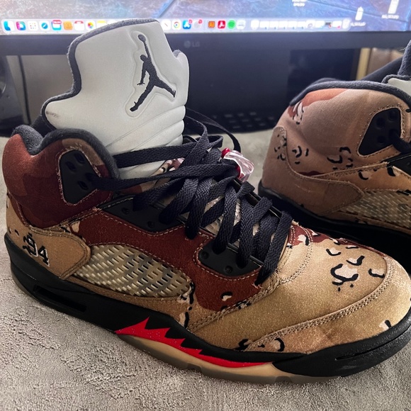 Jordan 5 supreme size 10.5 main image 6